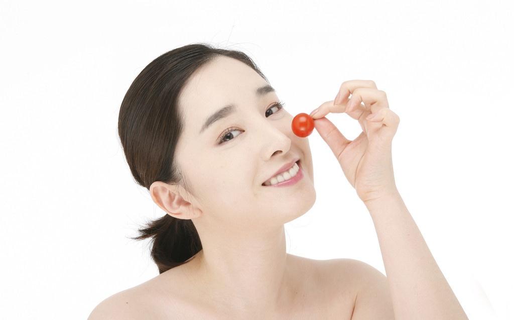 夏天用什么面霜脸上不痒 339_23484_1.jpg